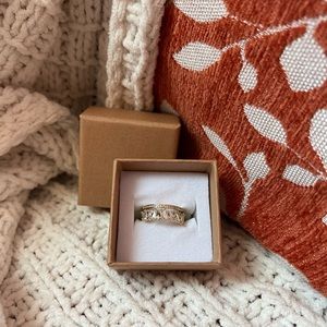 Rhinestones faux two pieces ring